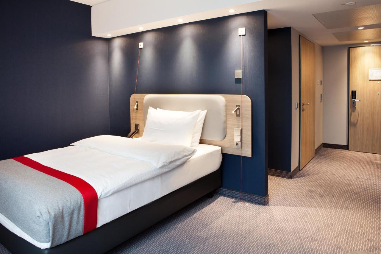 Holiday Inn Express - Darmstadt By Ihg Exterior photo