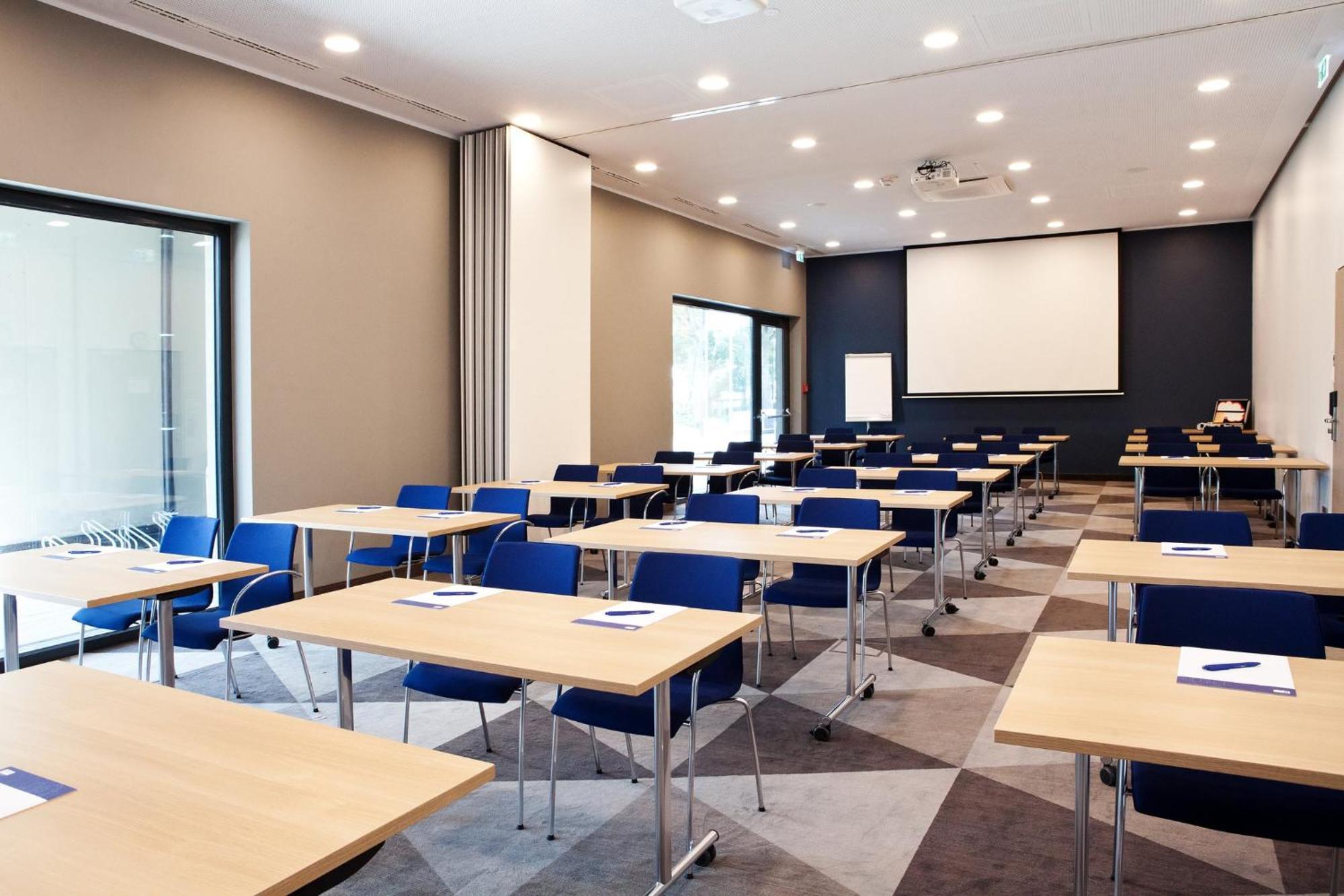 Holiday Inn Express - Darmstadt By Ihg Exterior photo